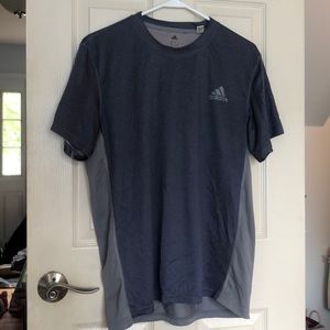 Men’s adidas shirt Large